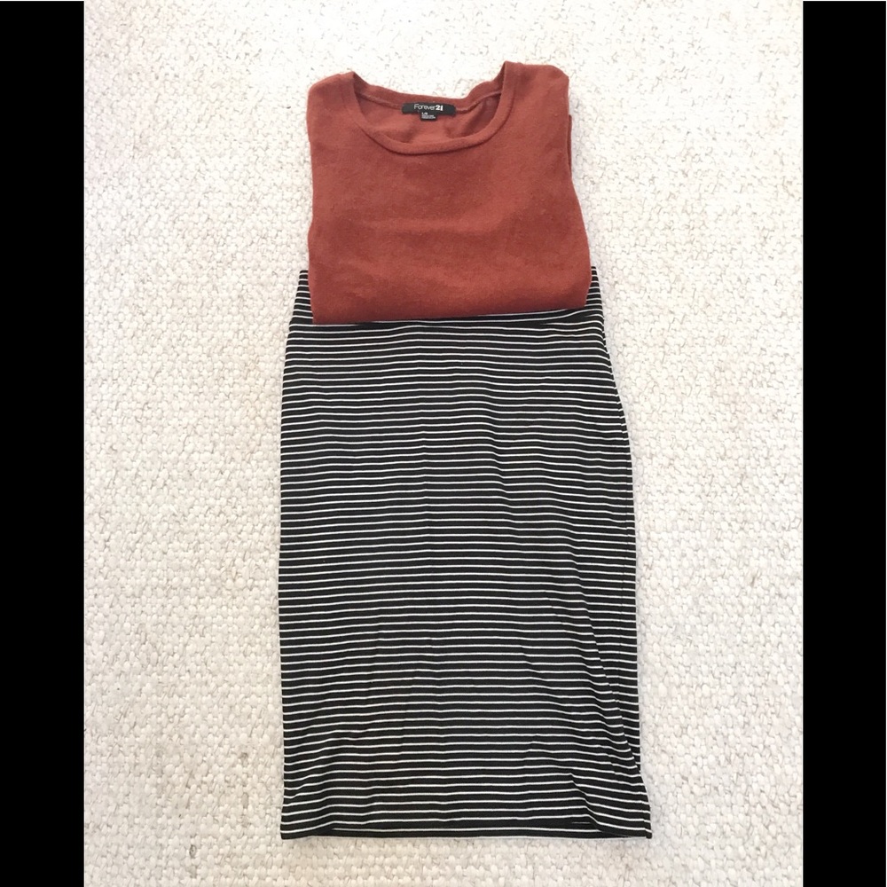 Black and white stripped pencil skirt.